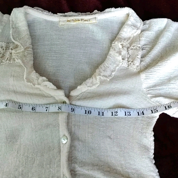 JEN'S PIRATE BOOTY XS CROP CREAM GAUZE BUTTON TOP - Picture 10 of 11